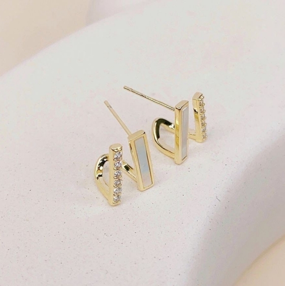 Alaia Nacre Gold plated CZ Post Earrings - Picture 3 of 4